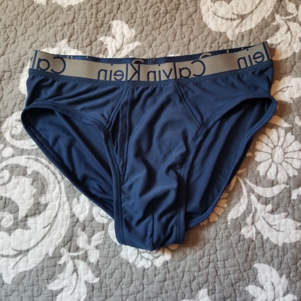 Briefs-SOLD - Picture 3 of 4